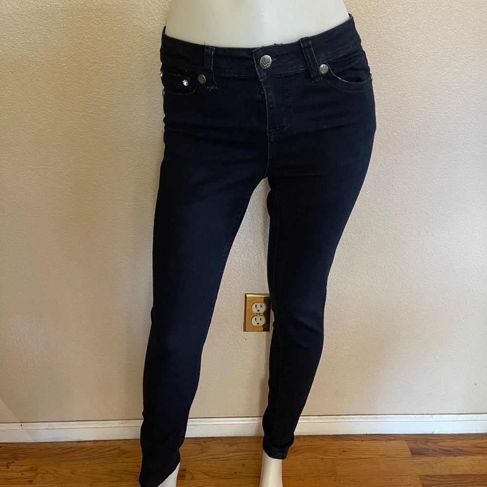 Elegant Midnight Blue Women's Skinny Jeans